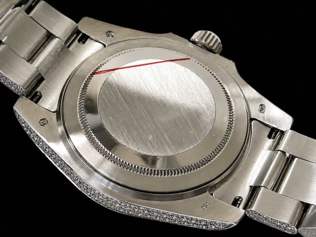 GMT — Bisel verde y negro con brazalete plateado