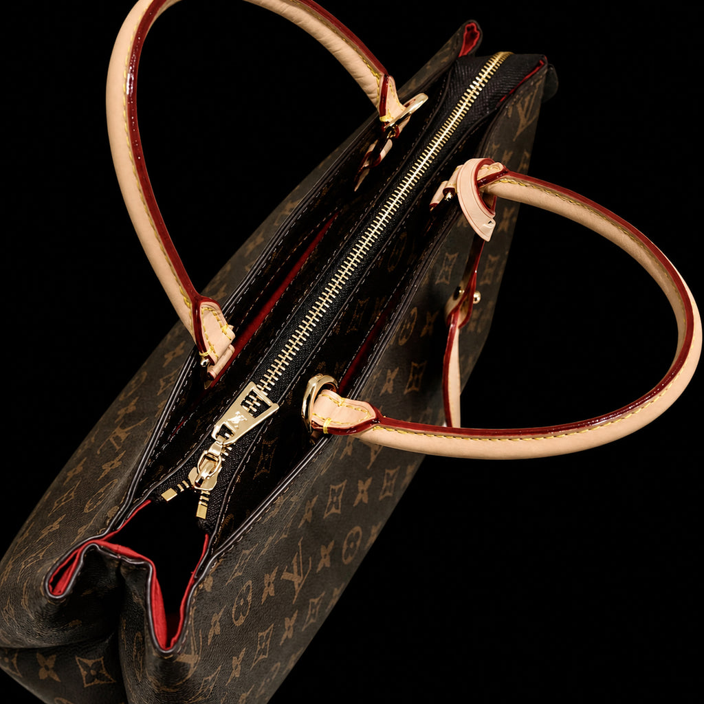 Louis Vuitton 35