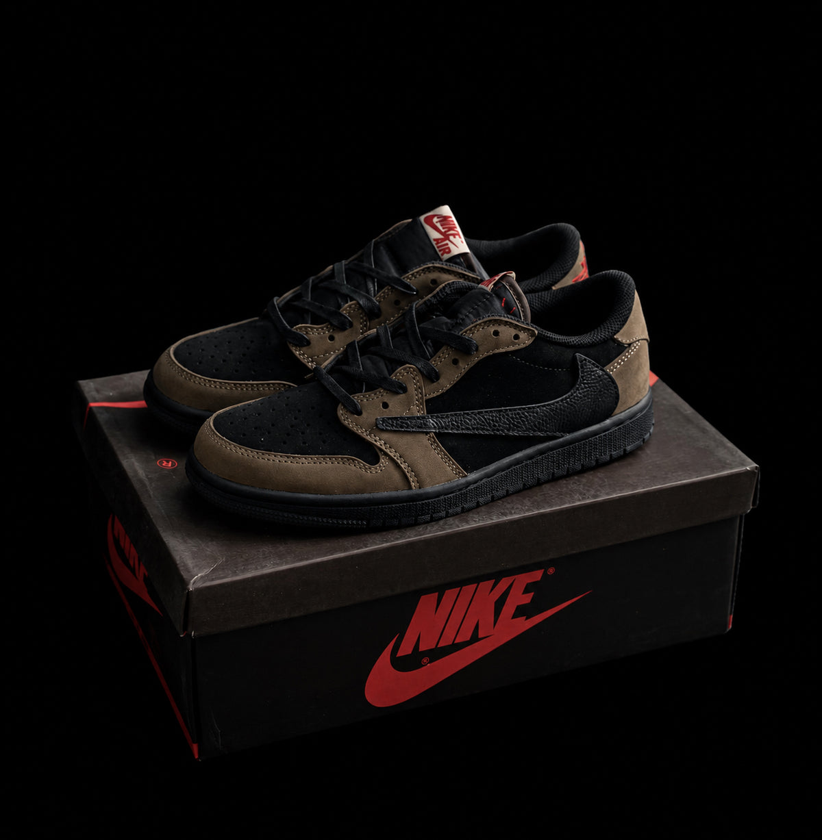 Travis Scott X Air Jordan 1