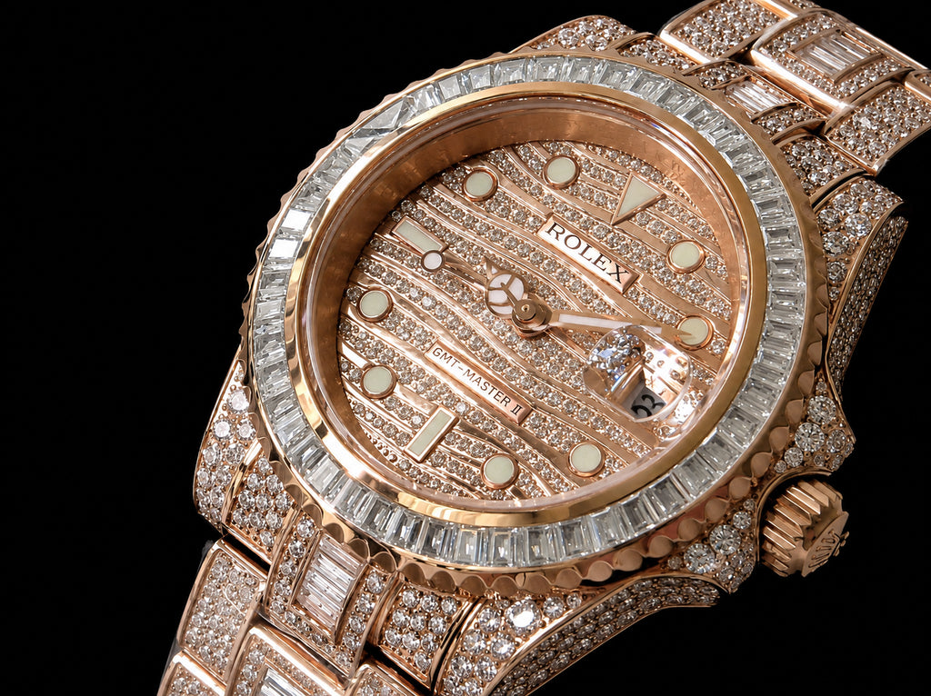 GMT en tono oro rosado con acabado «Iced Out»