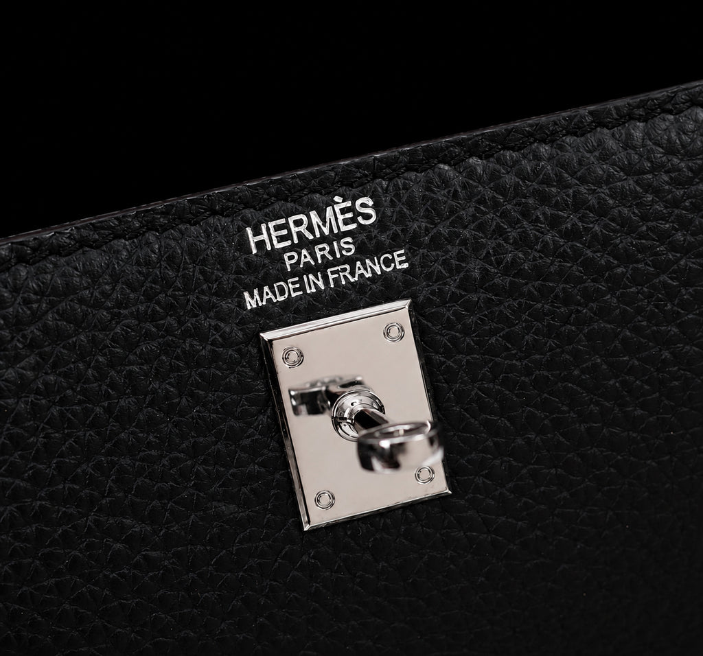Bolso de Mano Negro Estructurado