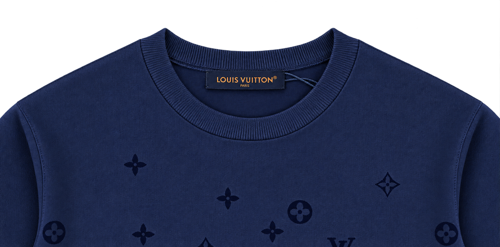 Camiseta Oversize Azul Marino con Degradado Monograma — Calidad Premium