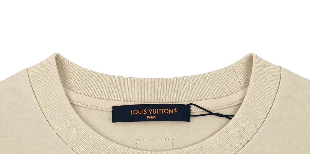 Camiseta Oversize Beige con Print "L.V.M." — Calidad Premium