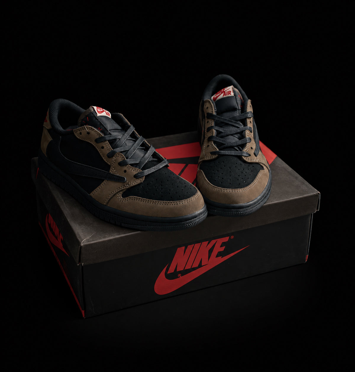 Travis Scott X Air Jordan 1