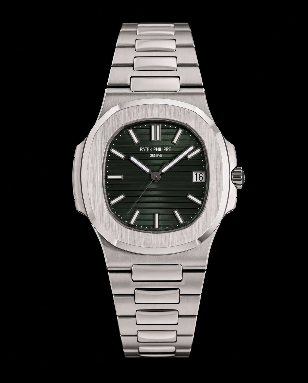 Nautilus plateado con esfera verde