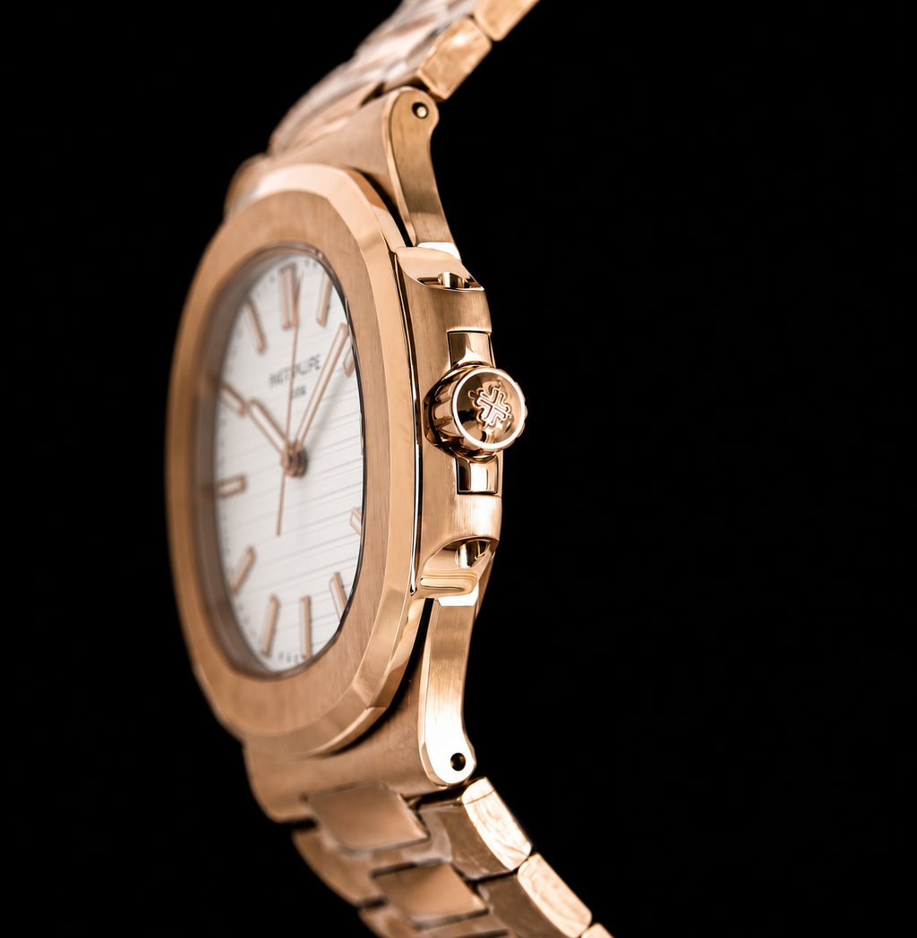 Nautilus en oro rosa con esfera blanca
